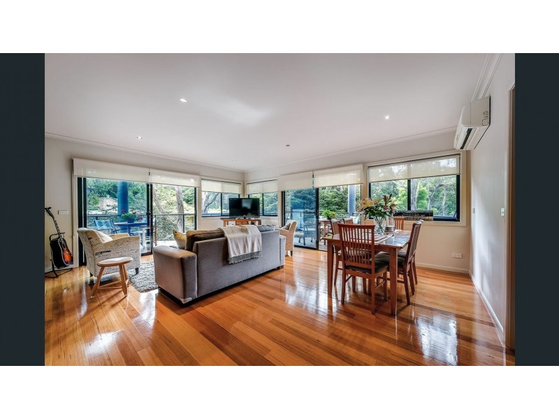 3/6 David Road, Metung VIC 3904