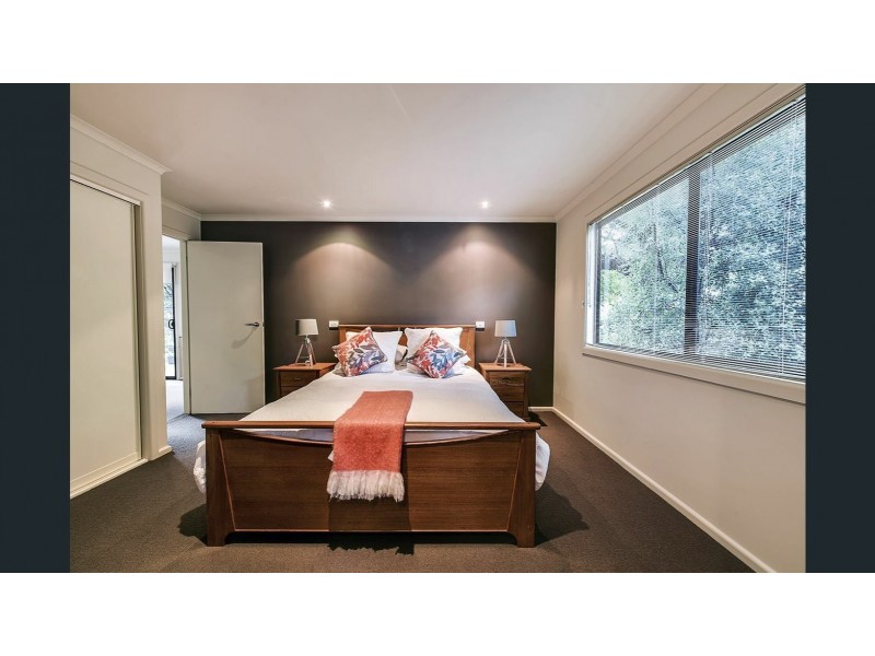 3/6 David Road, Metung VIC 3904