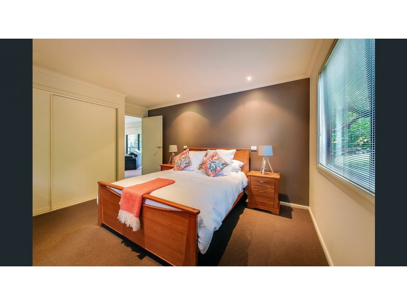 3/6 David Road, Metung VIC 3904
