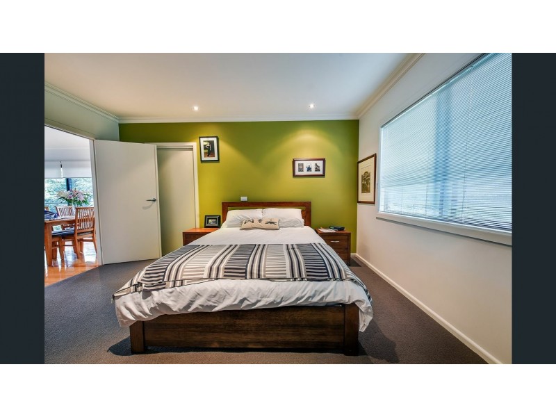 3/6 David Road, Metung VIC 3904