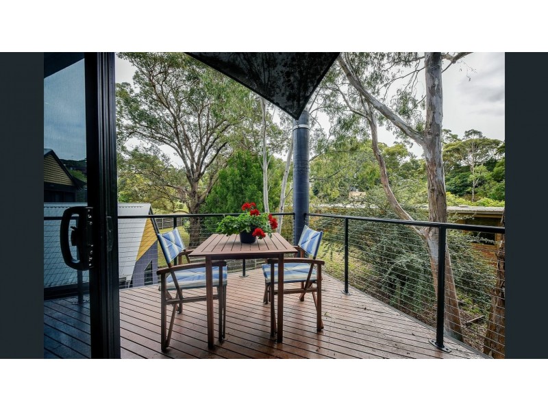 3/6 David Road, Metung VIC 3904
