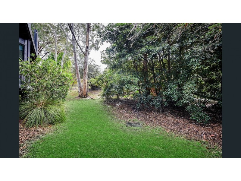 3/6 David Road, Metung VIC 3904