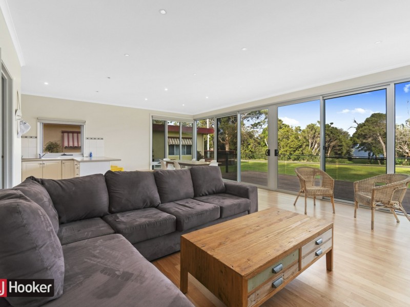 60 Beach Road, Metung VIC 3904