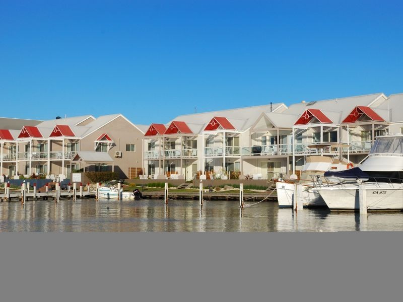 23/44 Metung Road, Metung VIC 3904