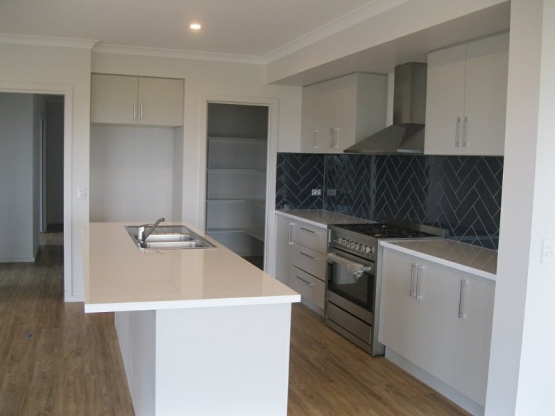 21 Plateau Avenue, Metung VIC 3904