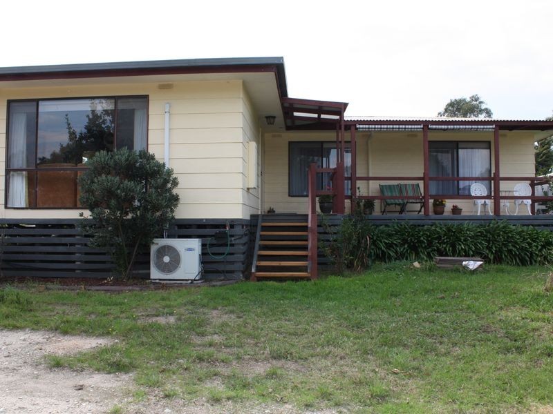 80 Reynolds Road, Metung VIC 3904