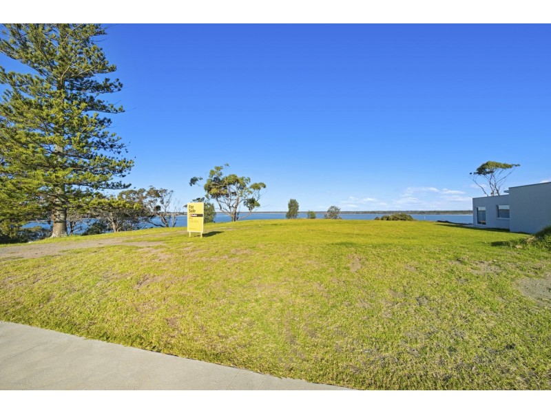 23 Bearham Chase, Metung VIC 3904