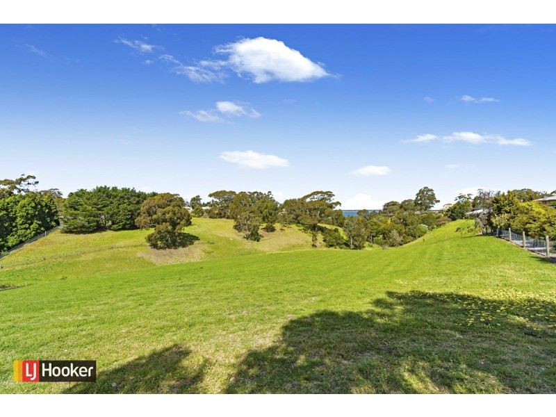 19 The Fields, Metung VIC 3904