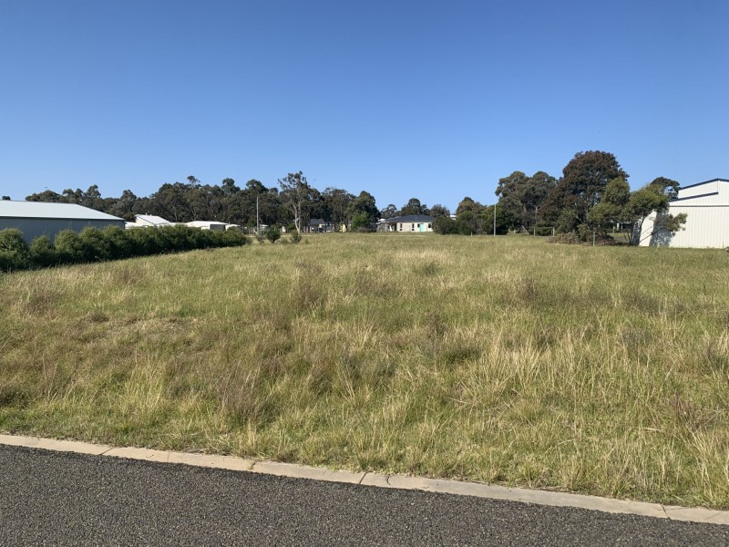 2b – 2c Erica Court, Metung VIC 3904