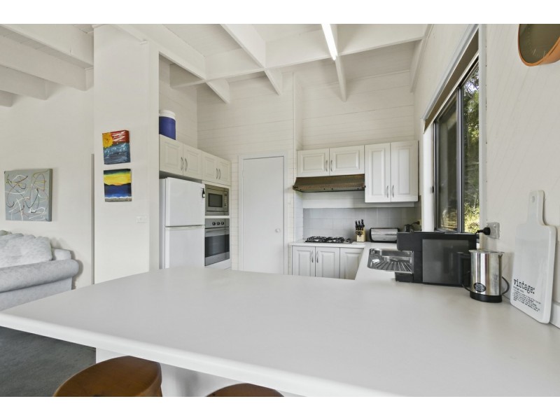48 Beach Road, Metung VIC 3904
