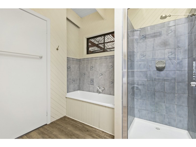 48 Beach Road, Metung VIC 3904