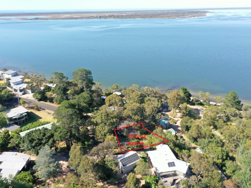 3 Moorhouse Street, Metung VIC 3904