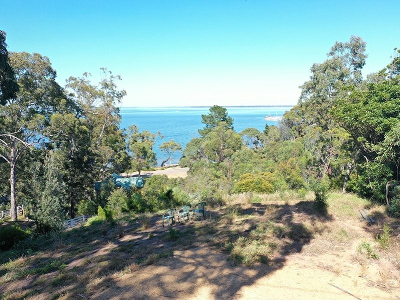 3 Moorhouse Street, Metung VIC 3904