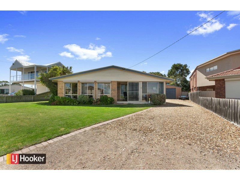 5 Linton Way, Metung VIC 3904