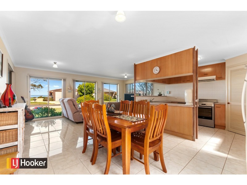 5 Linton Way, Metung VIC 3904