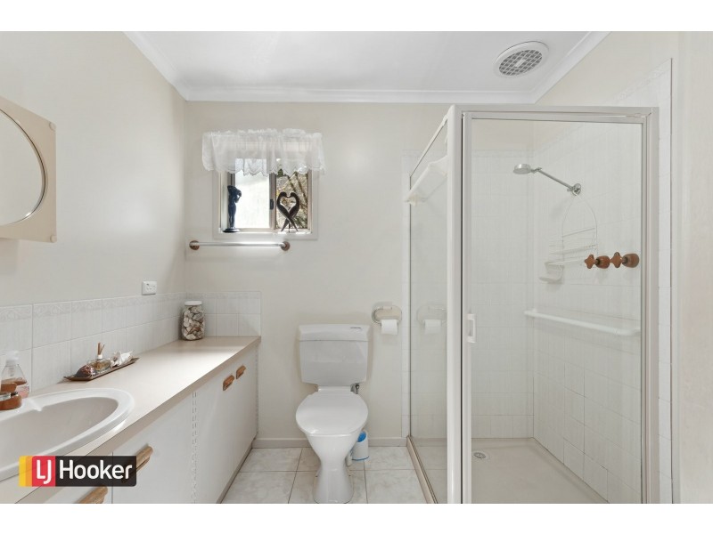 5 Linton Way, Metung VIC 3904