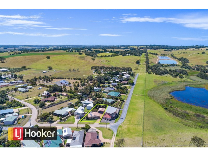 5 Linton Way, Metung VIC 3904