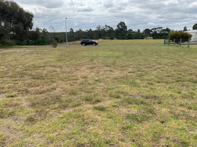 13 Brolga Grove, Metung VIC 3904