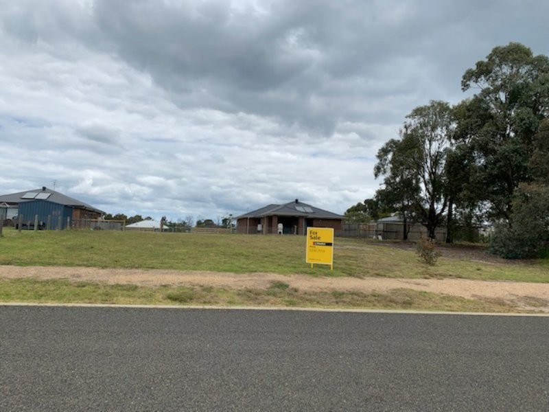13 Brolga Grove, Metung VIC 3904