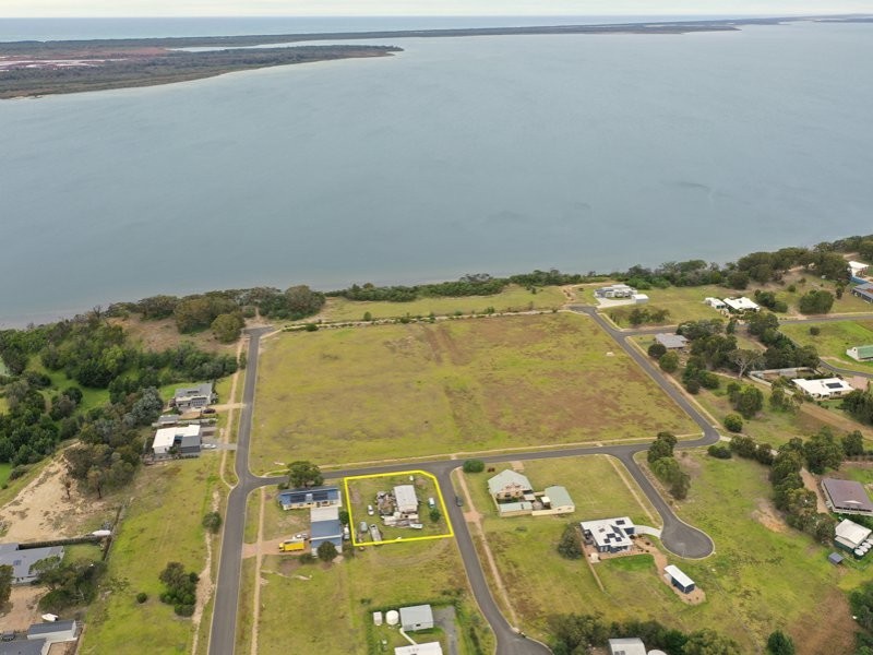 4 Elm Grove, Metung VIC 3904