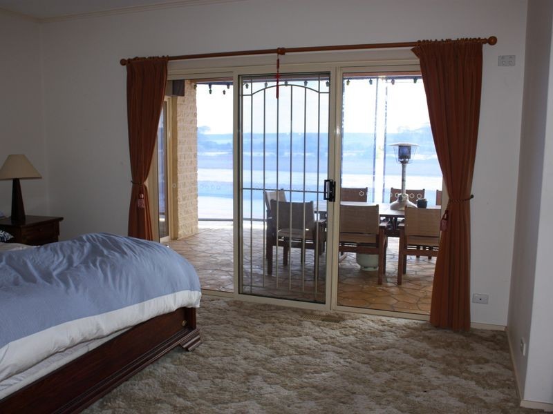 325 Punt Road, Metung VIC 3904