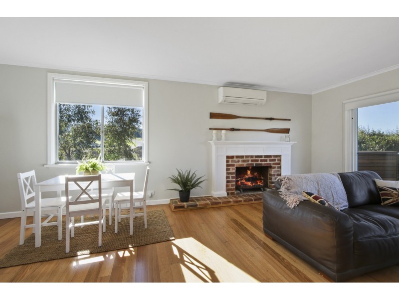 14 Hugh Street, Metung VIC 3904