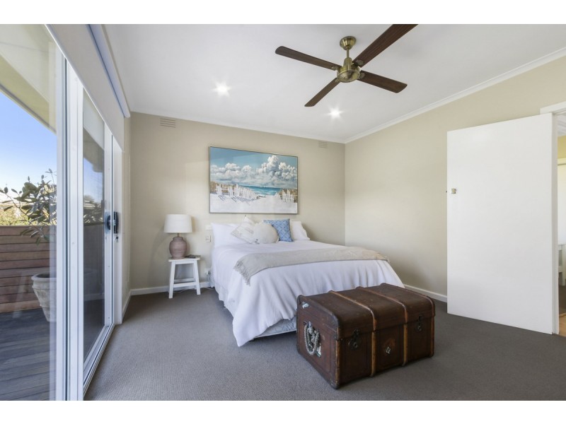 14 Hugh Street, Metung VIC 3904