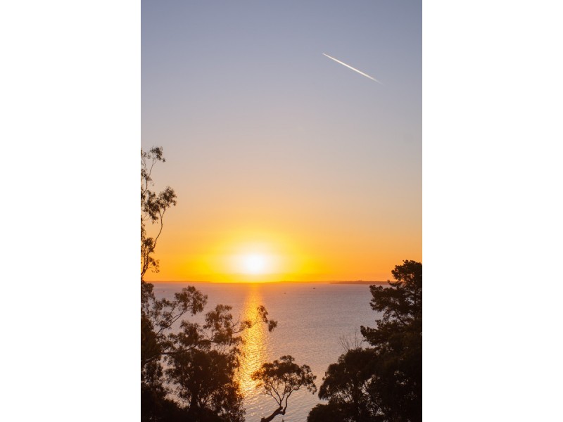 3 Moorhouse Street, Metung VIC 3904