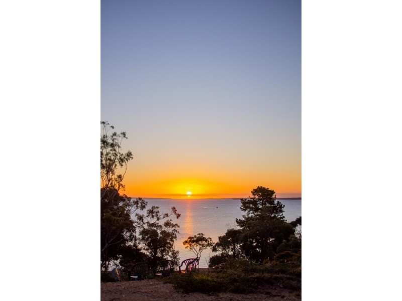 3 Moorhouse Street, Metung VIC 3904