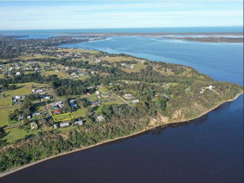 7 Allan Street, Metung VIC 3904