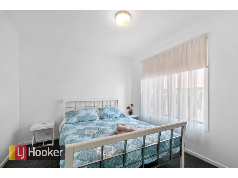 6 Roadknight Street, Lakes Entrance VIC 3909