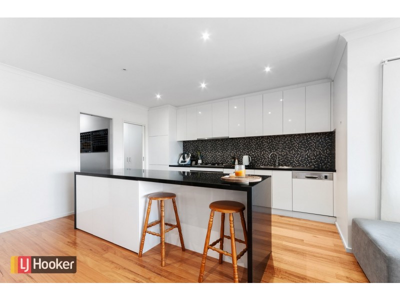 49 Morton Drive, Eastwood VIC 3875