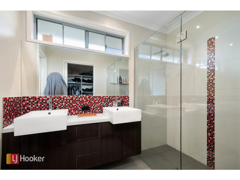 49 Morton Drive, Eastwood VIC 3875