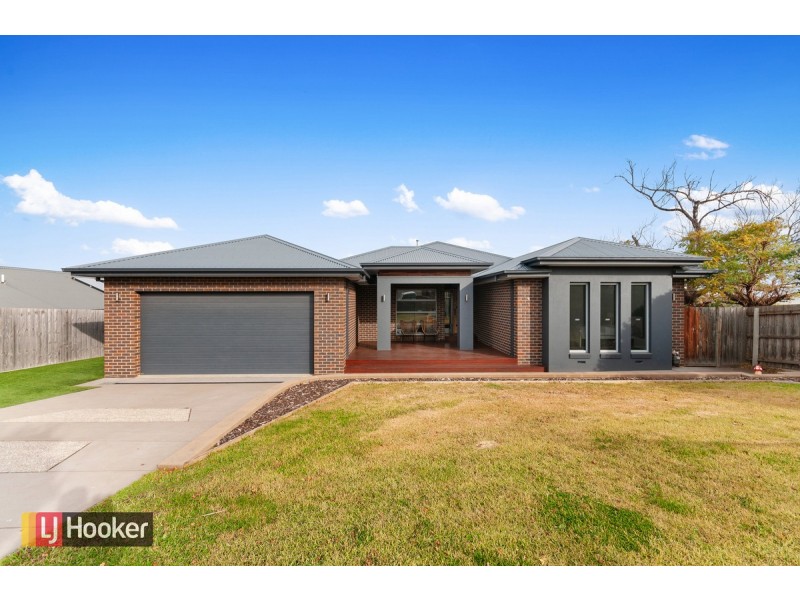 49 Morton Drive, Eastwood VIC 3875