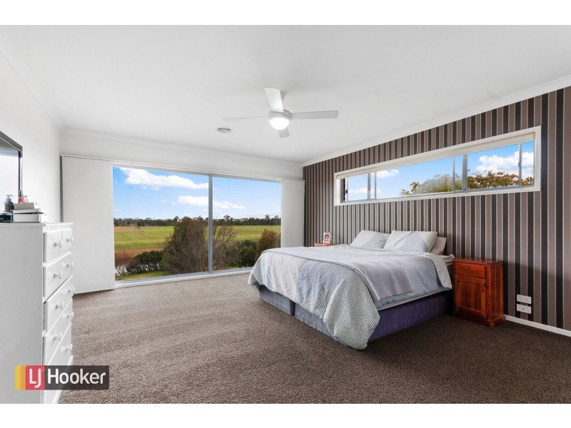 49 Morton Drive, Eastwood VIC 3875