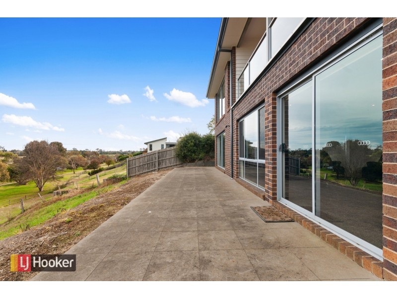 49 Morton Drive, Eastwood VIC 3875