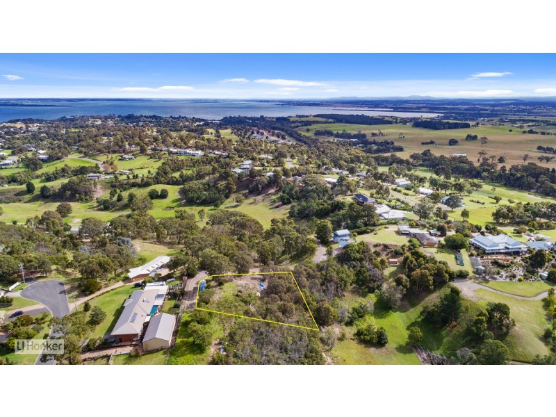 35 Moorhouse Street, Metung VIC 3904