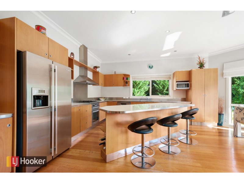 4 O’Donnell Drive, Lakes Entrance VIC 3909