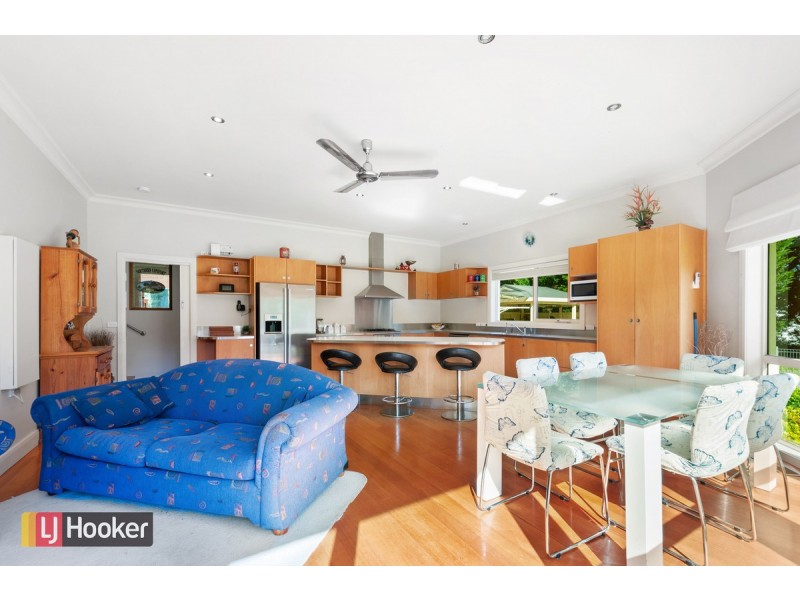 4 O’Donnell Drive, Lakes Entrance VIC 3909