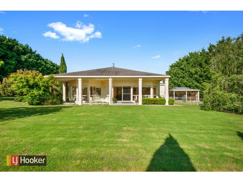 4 O’Donnell Drive, Lakes Entrance VIC 3909