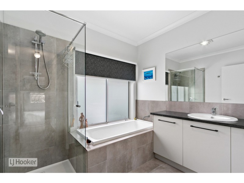 147 Kingscove Boulevard, Metung VIC 3904