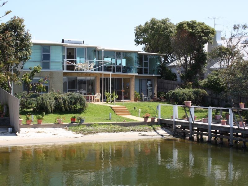 30 Metung Road, Metung VIC 3904