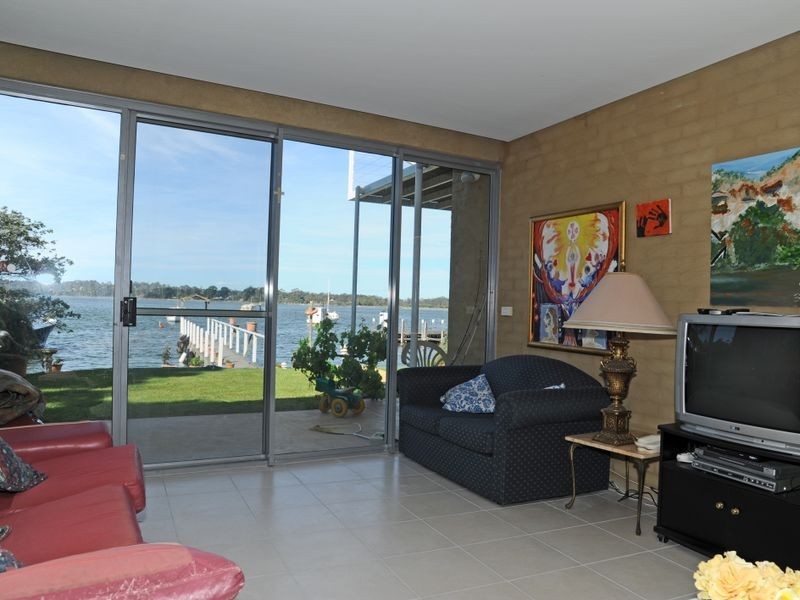 30 Metung Road, Metung VIC 3904