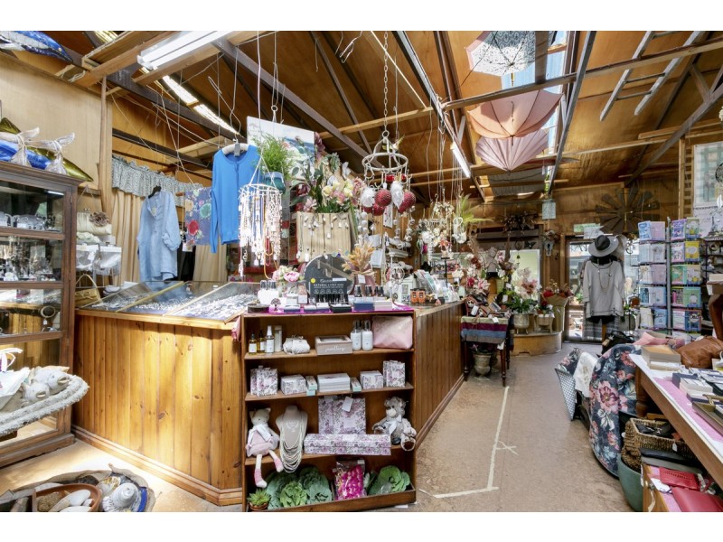 3 Bulmer Street, Lakes Entrance VIC 3909