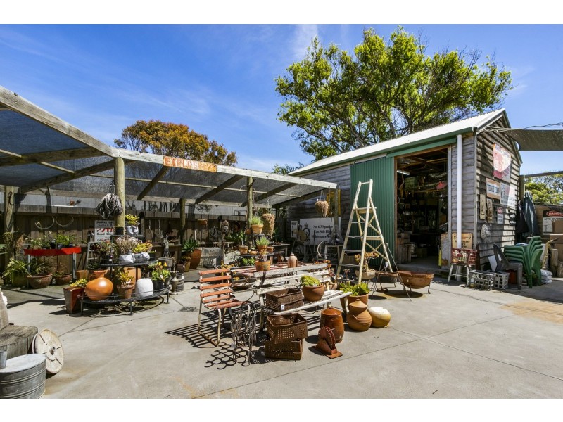 3 Bulmer Street, Lakes Entrance VIC 3909