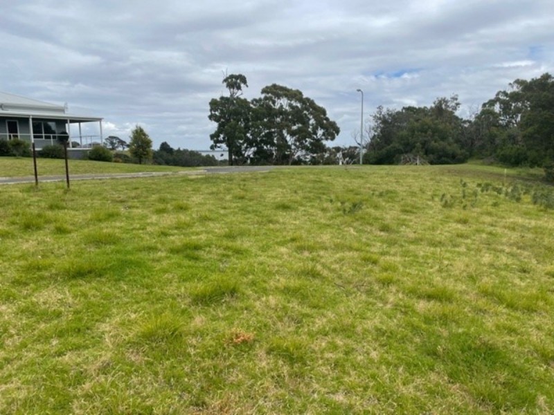 1 Patrick Grove, Metung VIC 3904