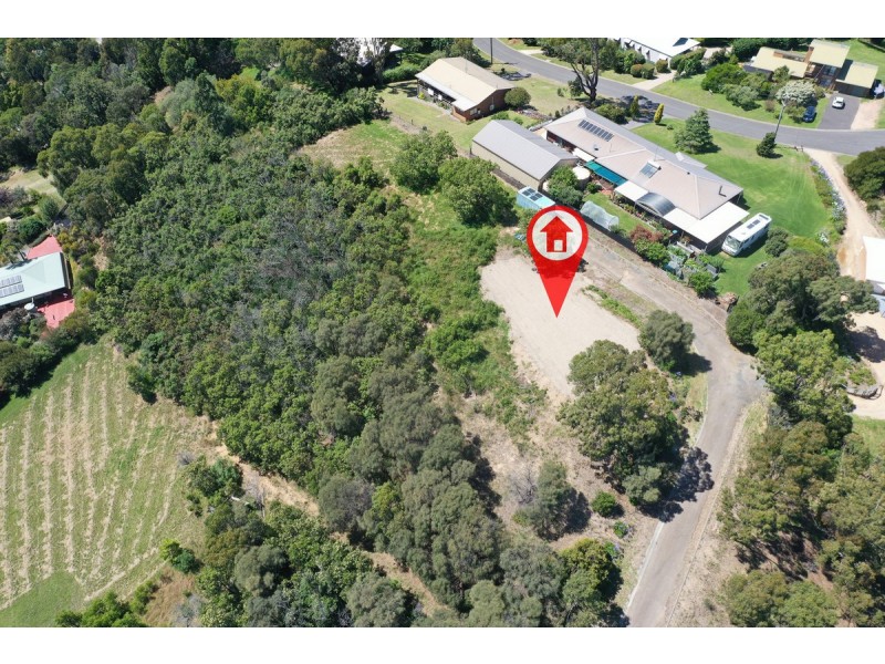 35 Moorhouse Street, Metung VIC 3904