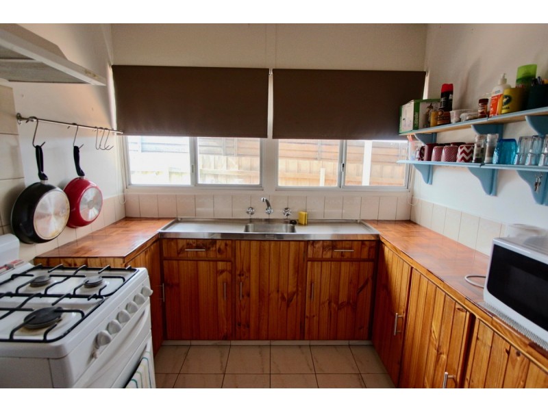 8/15 Lyrebird Court, Lakes Entrance VIC 3909