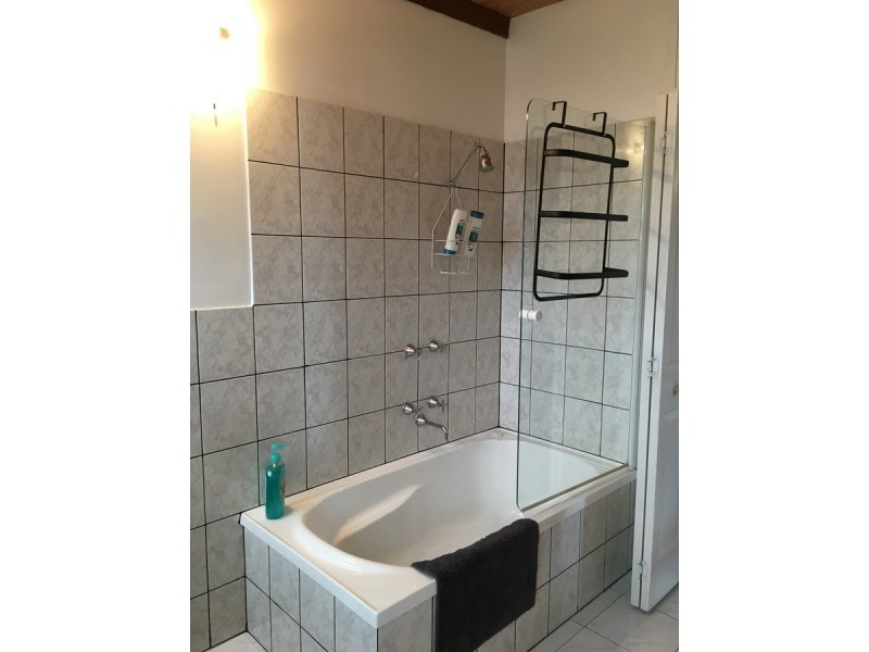 8/15 Lyrebird Court, Lakes Entrance VIC 3909