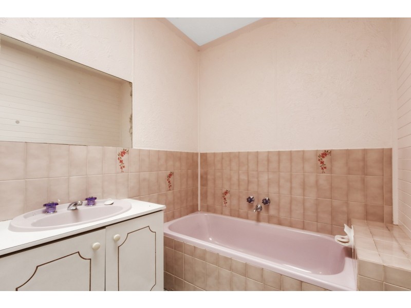 12 Neals Road, Metung VIC 3904